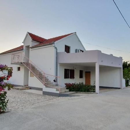 Apartment Magdalena Knin Εξωτερικό φωτογραφία
